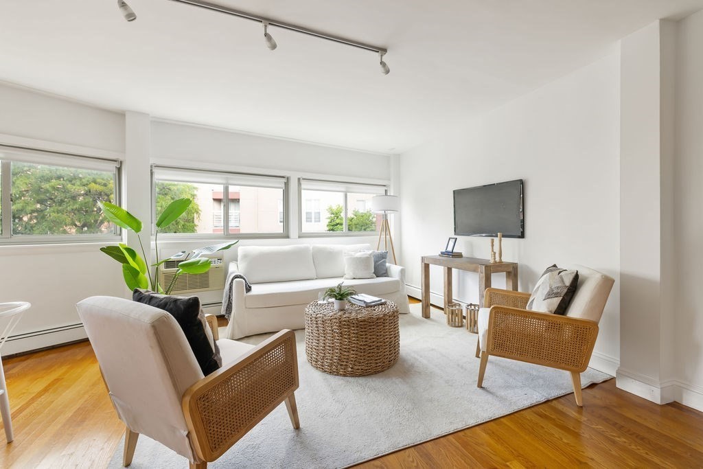 348 Franklin St #3A in Cambridge
