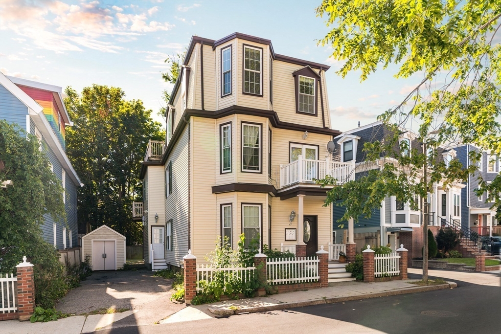 47 Moseley St #3 in Dorchester
