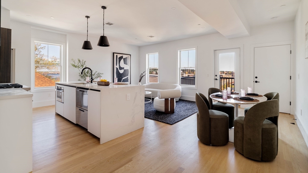 32 Condor St #6A in Boston