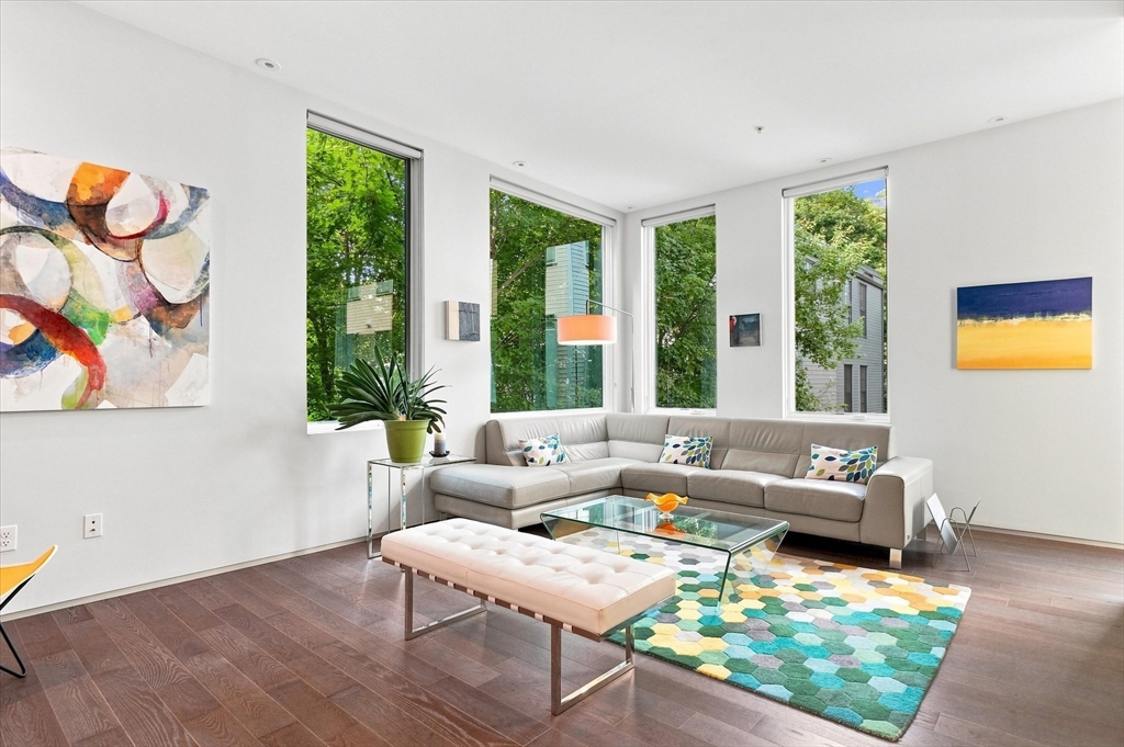 537 East 1st St #5 in Boston