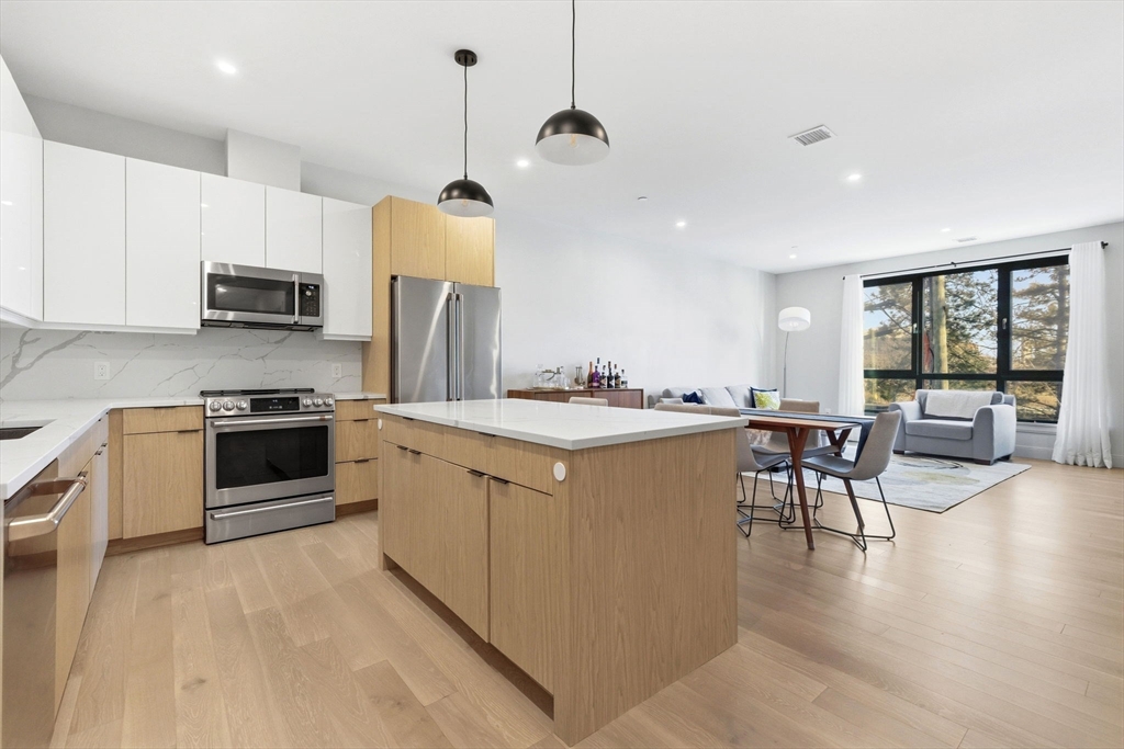 85 Myrtle St #106 in Quincy