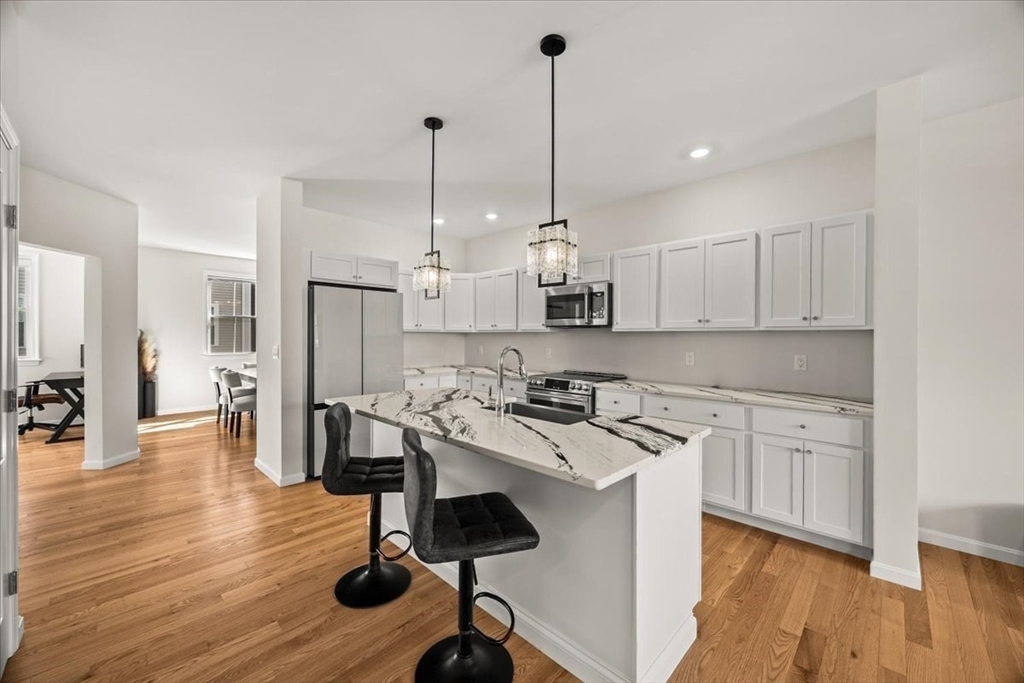 18 Oxbow Rd #12-1 in Raynham