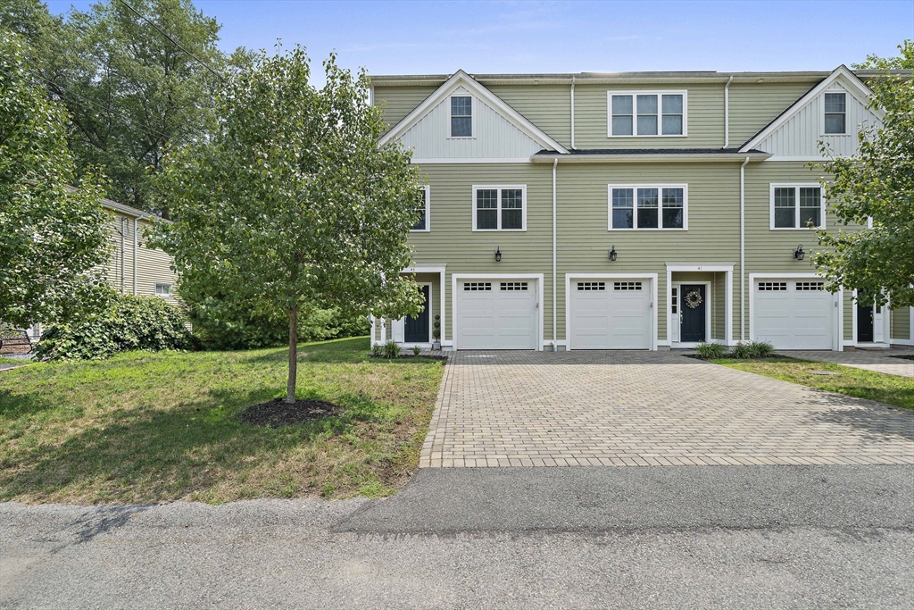 43 Plymouth St #43 in Canton