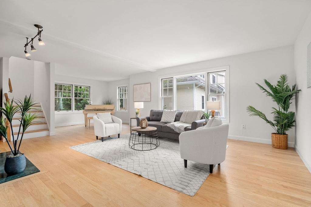 79 Beecher Pl #5 in Newton Center
