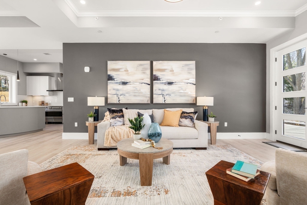 26 Wilson Cir #26 in Newton Highlands