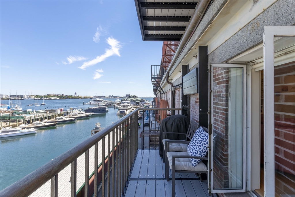 33 Commercial Wharf #41-42 in Boston