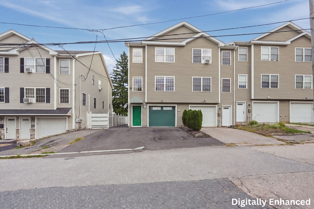 51 Randall Street in Worcester