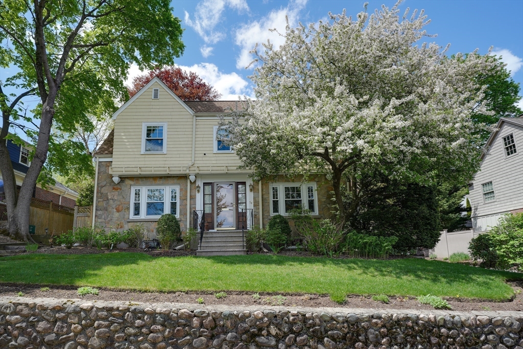 54 Elizabeth Rd in Belmont