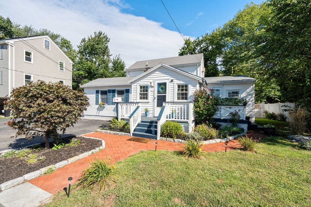 33 Plant Rd in Waltham