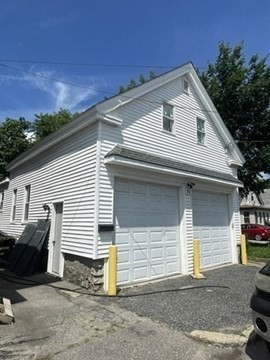 43 Pond St in Milford