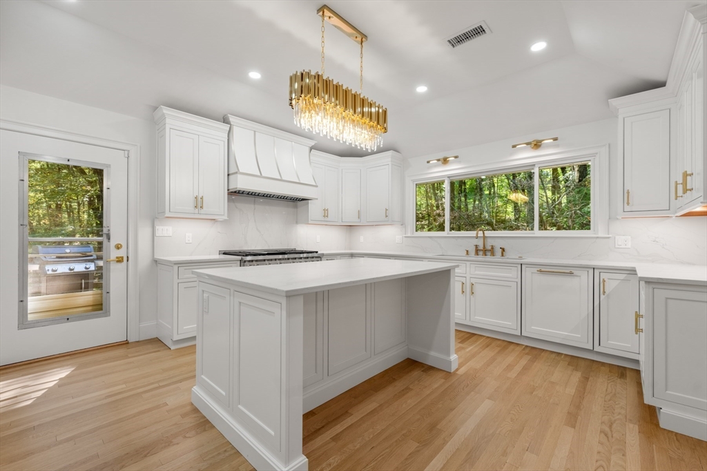 80 Doublet Hill Rd in Weston