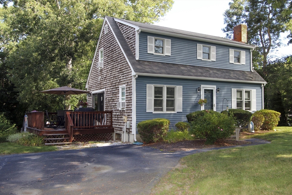 99 Brentwood Circle in Plymouth