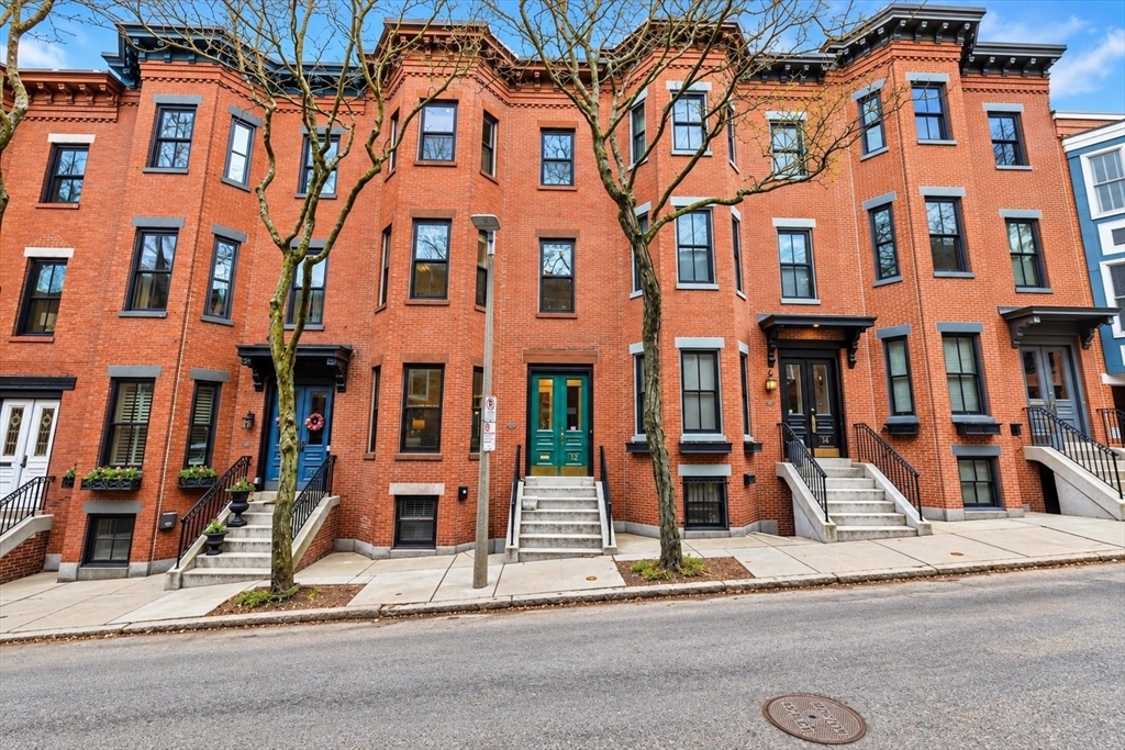 12 Auburn Street in Charlestown