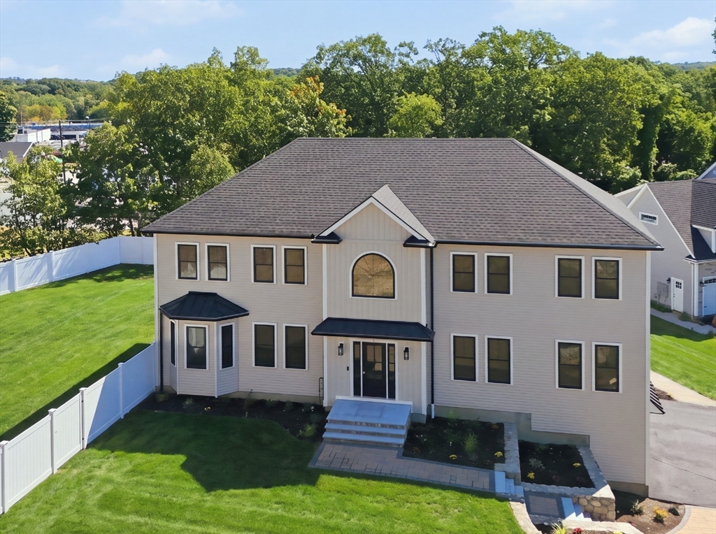 2 Berthold St in Saugus