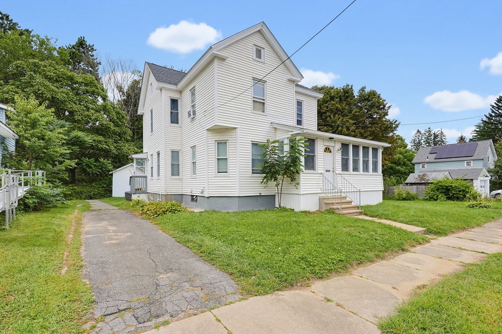 13 Campbell Ave in Leominster