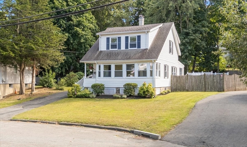 66 Edgemere Rd in Lynn