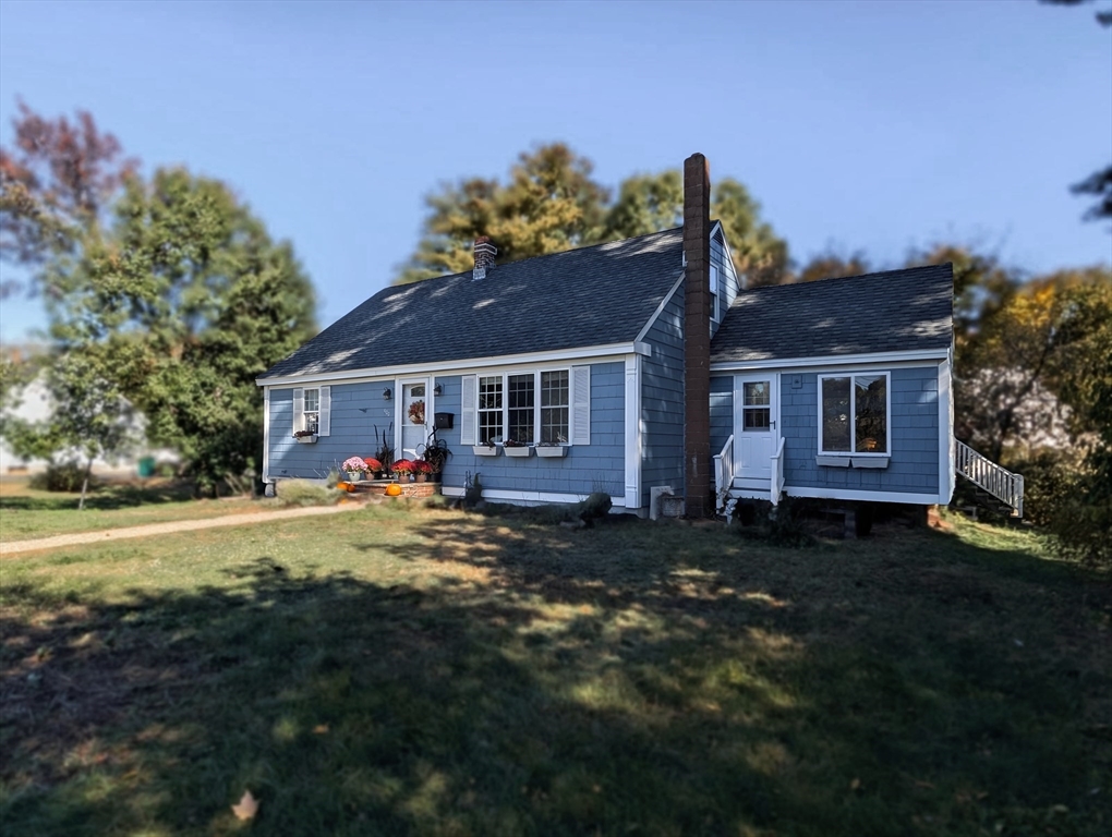 400 Main St in Groveland