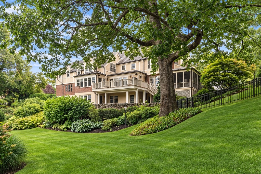 4 Dartmouth in Winchester