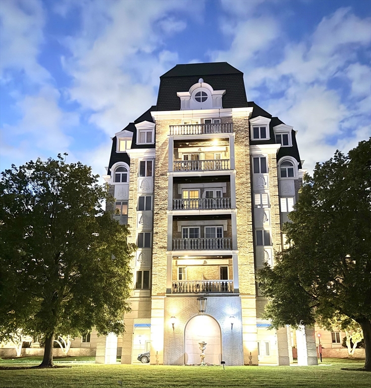100 Marina Drive #217 in Quincy