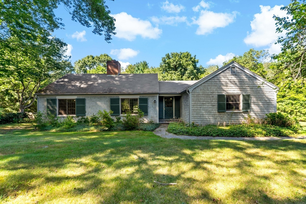 84 Carpenter St in Rehoboth