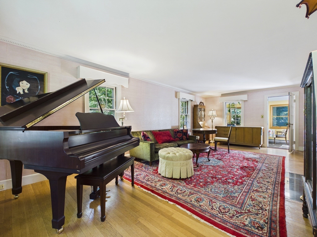 390 Marsh St in Belmont