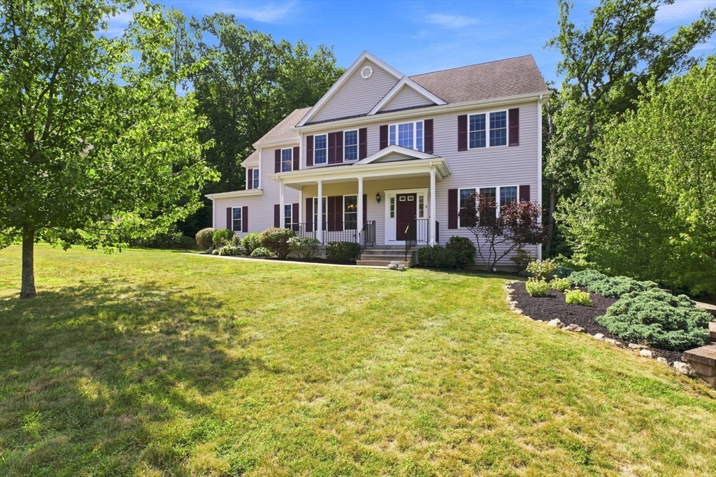 9 Forbes Rd in Hudson