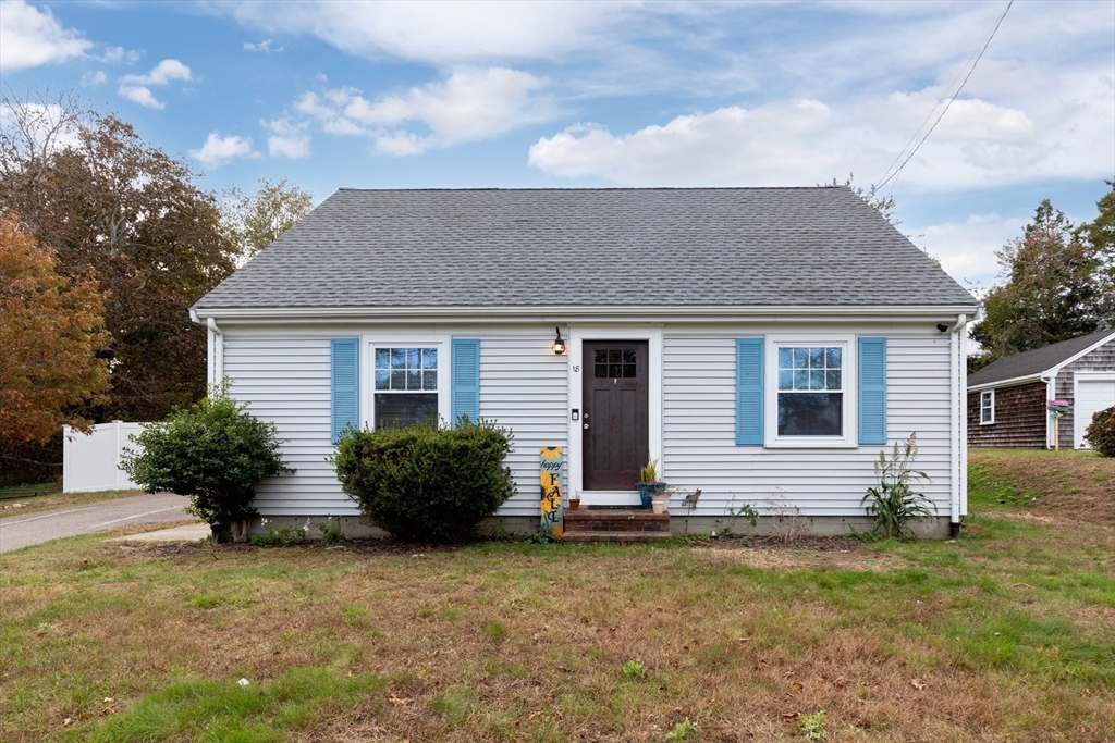 18 Gould Rd in Plymouth
