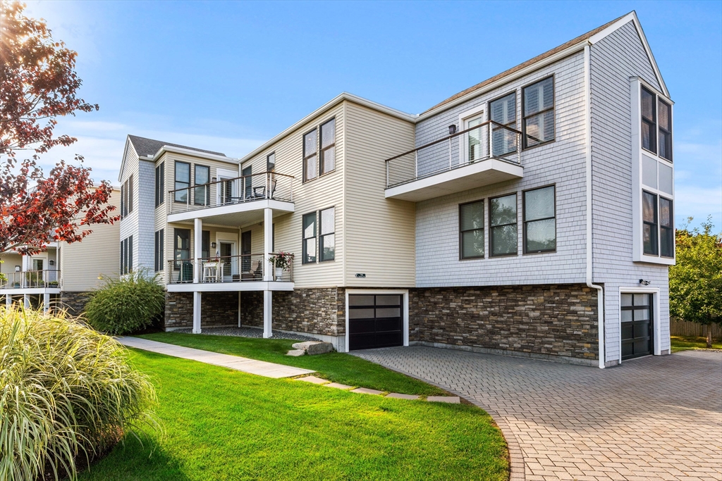 78 Thatcher Rd #6 in Gloucester