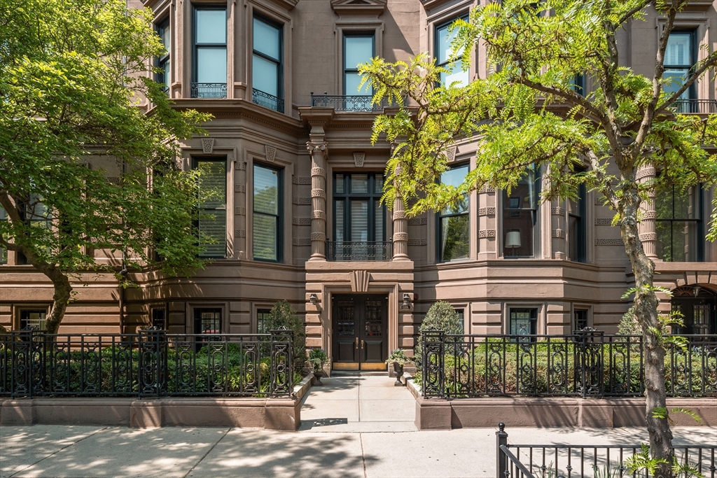 128 Beacon St #H in Boston