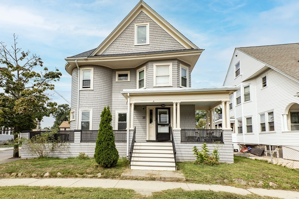 38 Davis St in Quincy