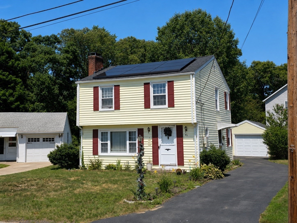 83 Harman Avenue in Seekonk