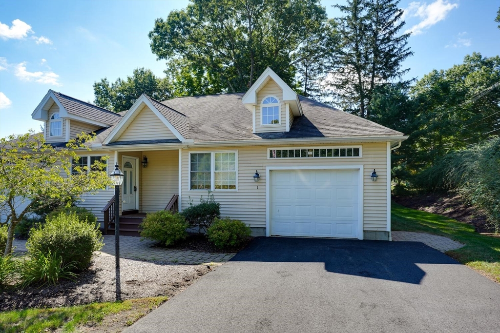 1 Haven Way #1 in Ashland