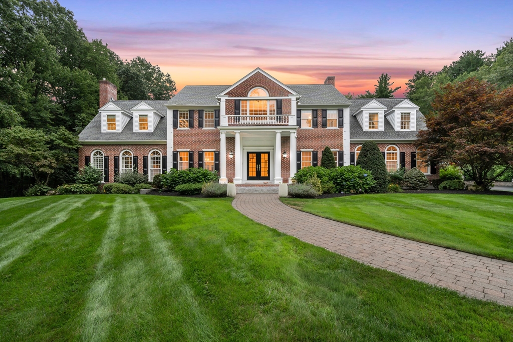 40 Grandview Rd in Chelmsford