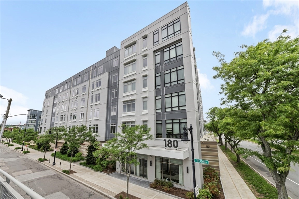 180 Telford Street #611 in Brighton