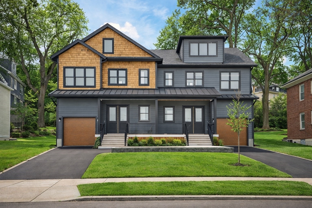 84 EAST SIDE PARKWAY #2 in Newton