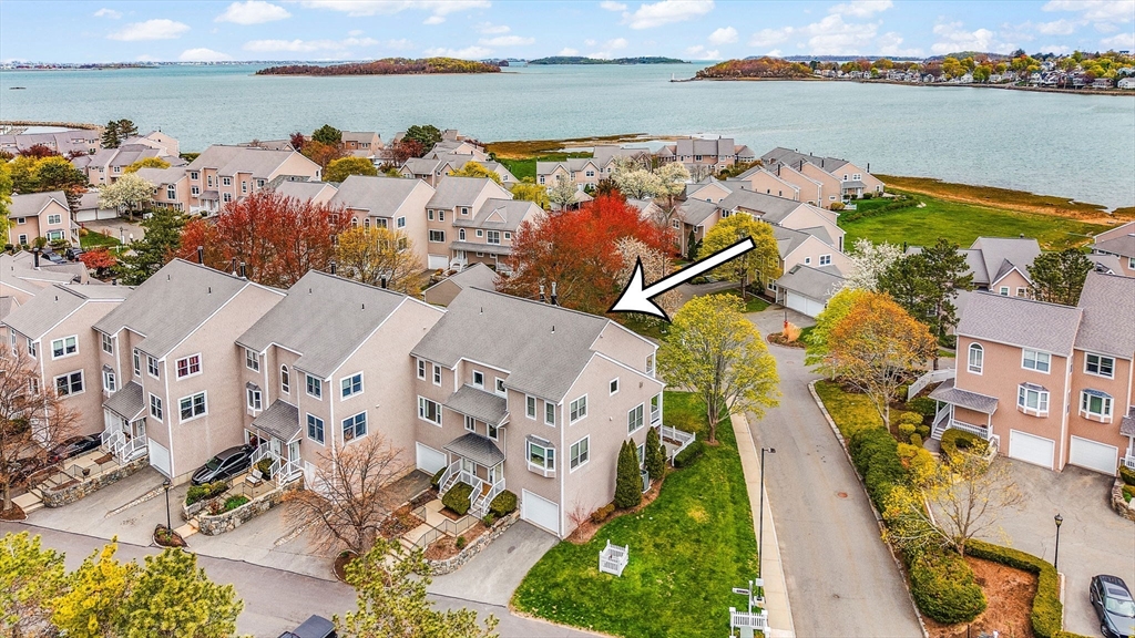 7 Whaler Ln #Unit 7 in Quincy