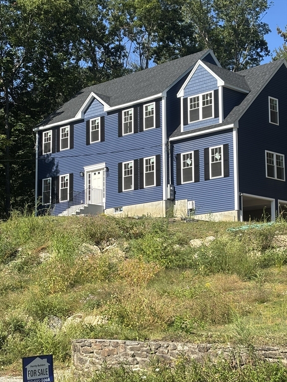 39 Hosmer St in West Boylston