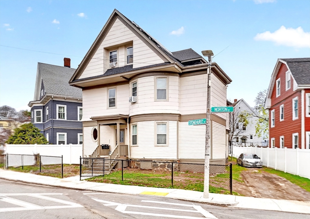 37 Stonehurst in Dorchester
