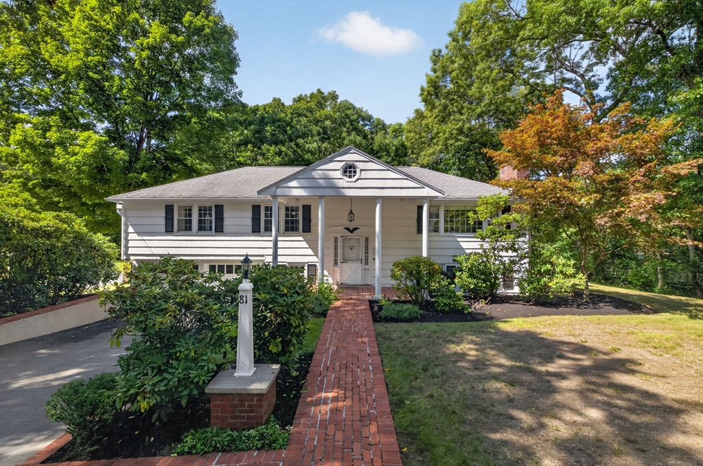 81 Alder Rd in Westwood