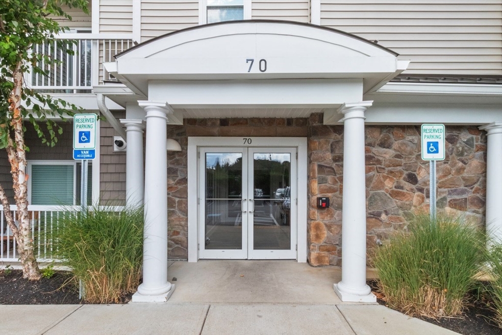 70 Trotter Rd #4304 in South Weymouth