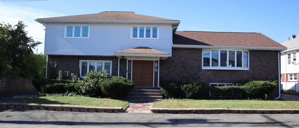 22 Pitcairn St in Revere
