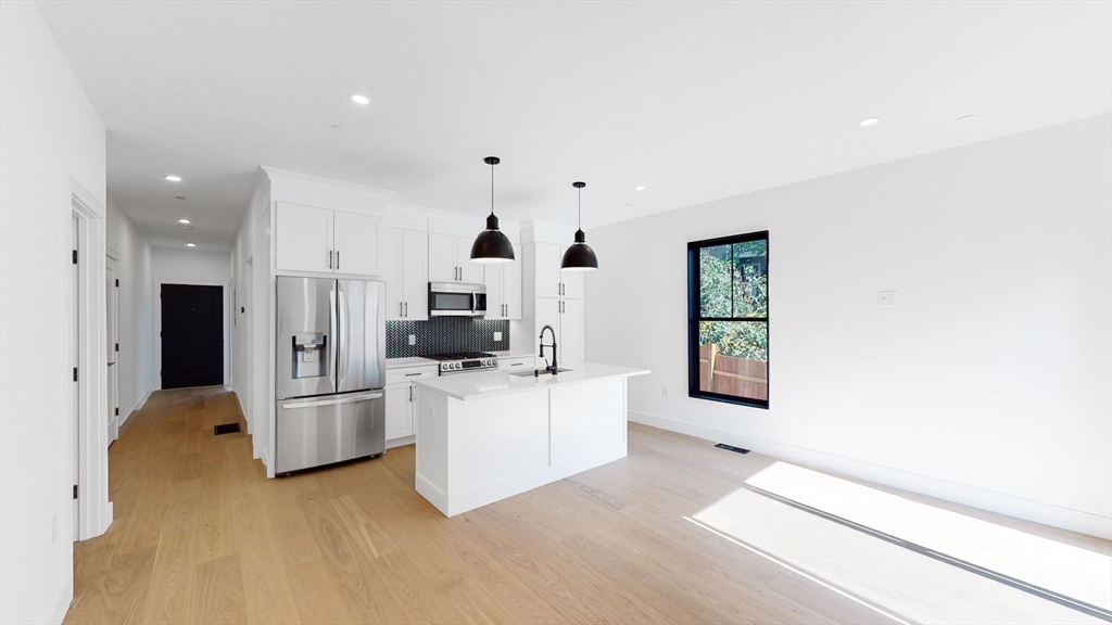 19-21 Buttonwood St #1 in Dorchester