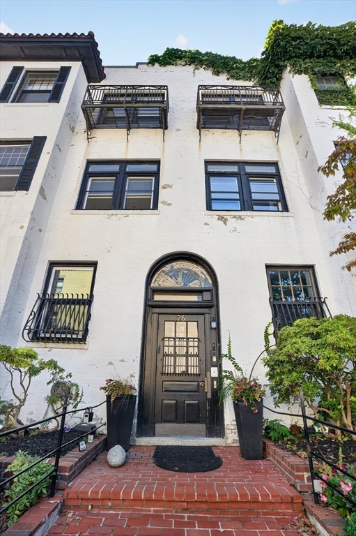 26 Medfield  St #3 in Boston