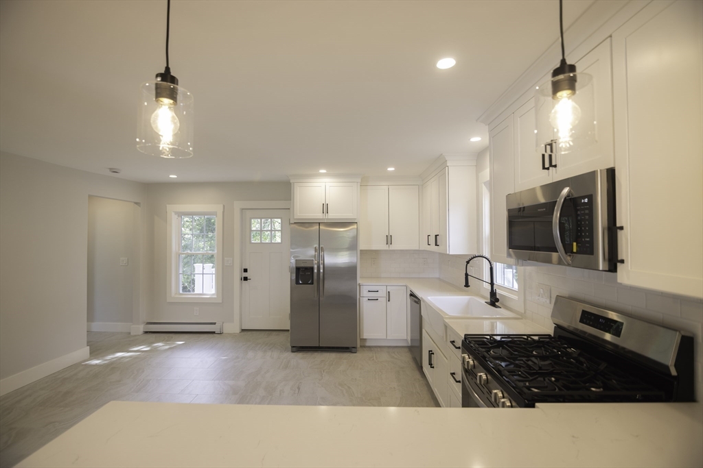 32 Spooner St in North Easton
