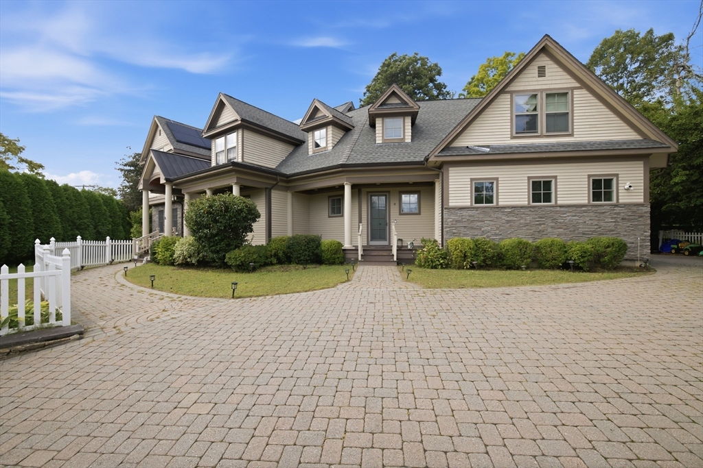 8 Longmeadow Rd in Newton Center