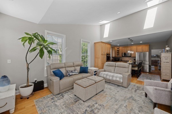23 Avebury Ln #23 in Marlborough