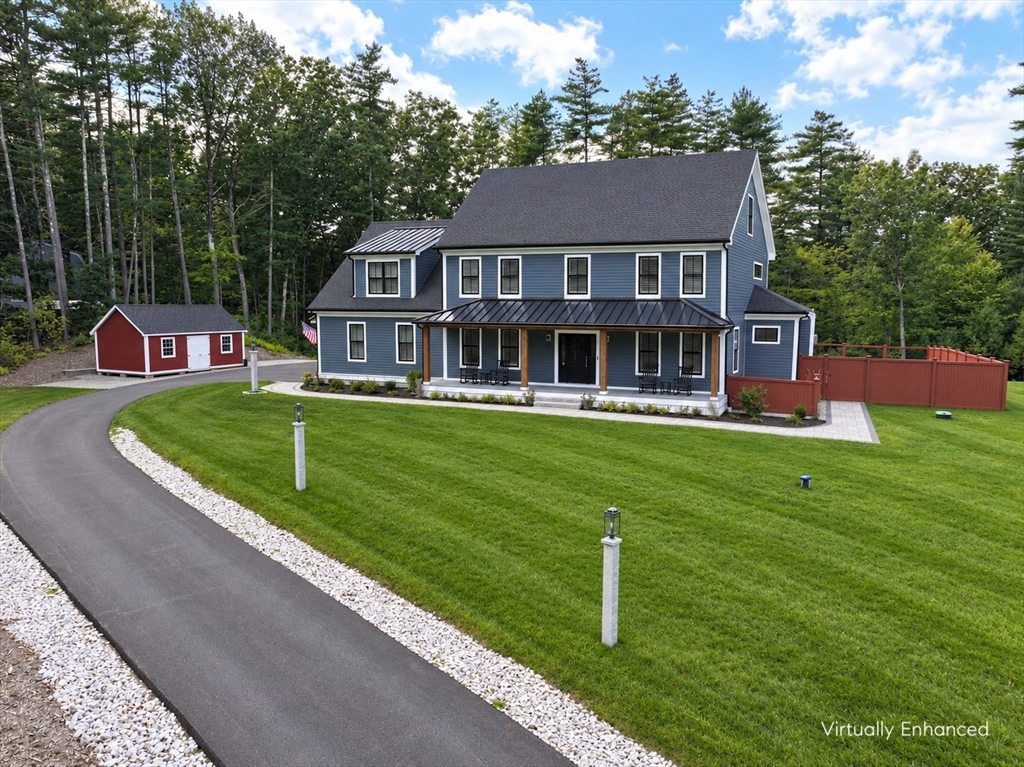 1 Maple Ave in Groton
