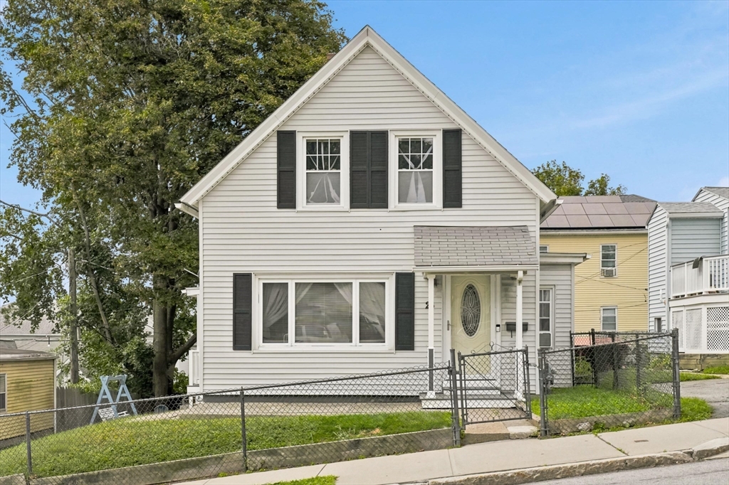 25 Orient St in Worcester