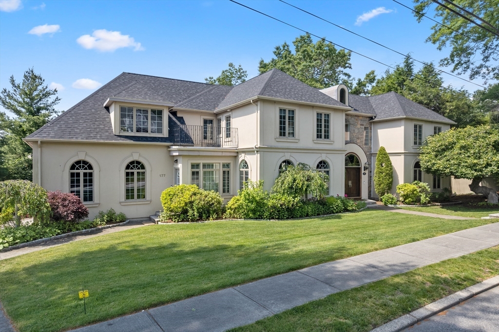 177 Baldpate Hill Rd in Newton Center