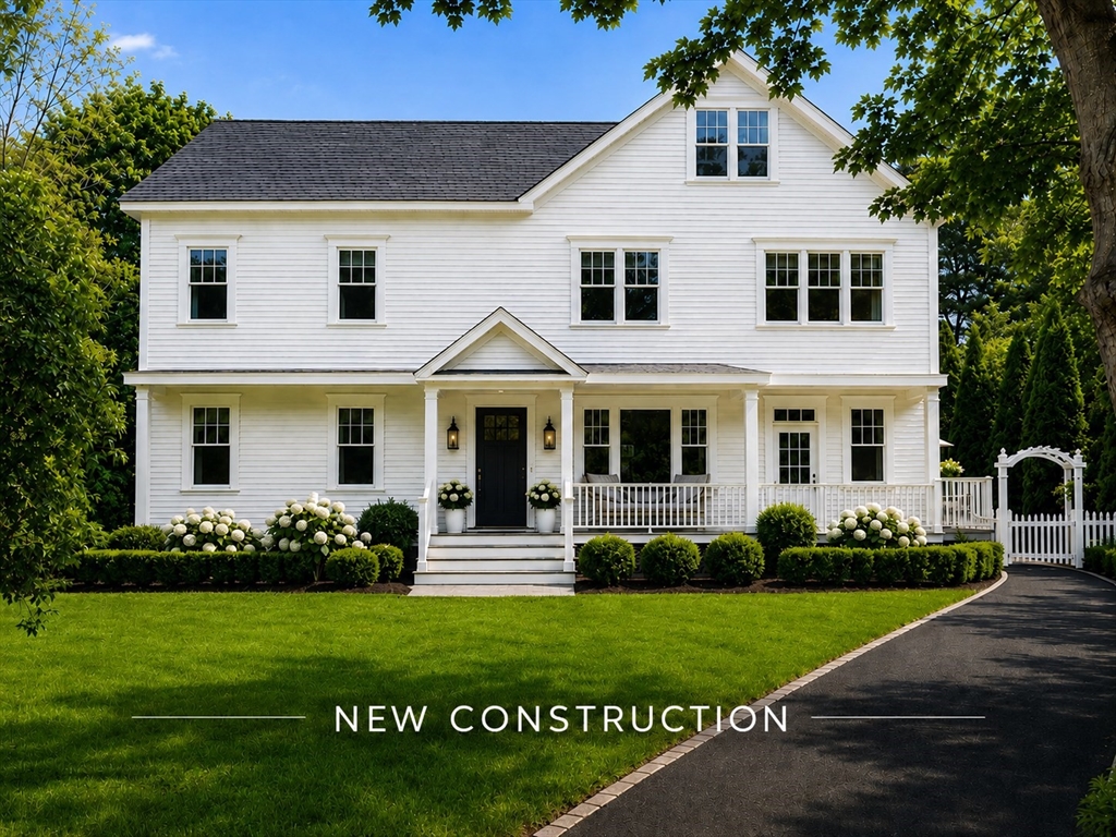 28 Bayberry Lane in Cohasset